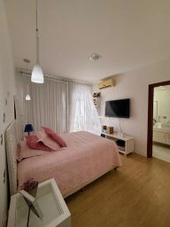 https://img.olx.com.br/thumbs256x256/77/771651444535090.jpg