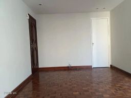 https://img.olx.com.br/thumbs256x256/77/772577885584136.jpg