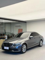 https://img.olx.com.br/thumbs256x256/77/772611685889420.jpg