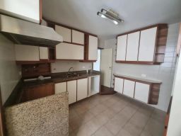 https://img.olx.com.br/thumbs256x256/77/773589040503108.jpg