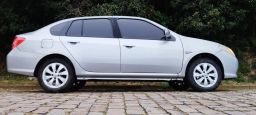 https://img.olx.com.br/thumbs256x256/77/775546405090401.jpg
