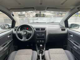 https://img.olx.com.br/thumbs256x256/77/775657665375810.jpg