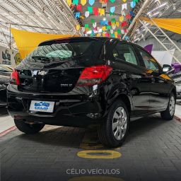 https://img.olx.com.br/thumbs256x256/77/776687411581155.jpg