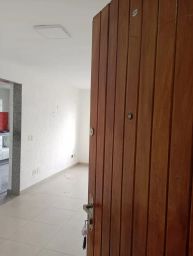 https://img.olx.com.br/thumbs256x256/77/777672560193485.jpg