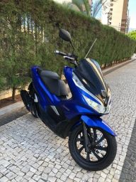 https://img.olx.com.br/thumbs256x256/77/778481228205770.jpg