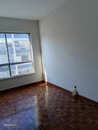 https://img.olx.com.br/thumbs256x256/77/778516644559165.jpg