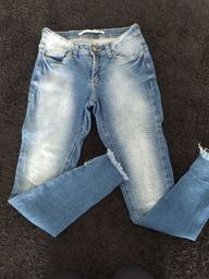 Título do anúncio: Calça jeans skinny feminina tamanho 38