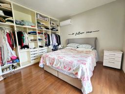 https://img.olx.com.br/thumbs256x256/77/779513409015770.jpg