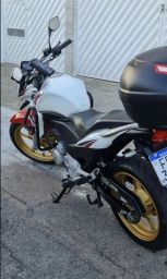https://img.olx.com.br/thumbs256x256/77/779522628318488.jpg
