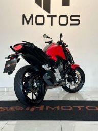 https://img.olx.com.br/thumbs256x256/77/779563030821802.jpg