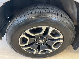 https://img.olx.com.br/thumbs256x256/77/779593748151467.jpg