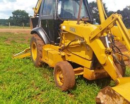 Retroescavadeira Case 580L