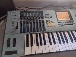 https://img.olx.com.br/thumbs256x256/78/783527529292855.jpg