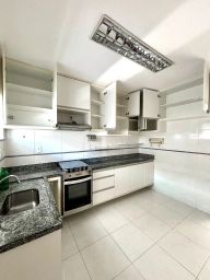 https://img.olx.com.br/thumbs256x256/78/783528872661817.jpg