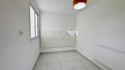 https://img.olx.com.br/thumbs256x256/78/785596524682893.jpg