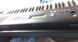 Título do anúncio: Vendo teclado Yamaha PSR E363