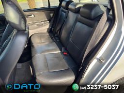 https://img.olx.com.br/thumbs256x256/78/787643326002214.jpg