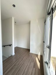 https://img.olx.com.br/thumbs256x256/78/788529761066927.jpg