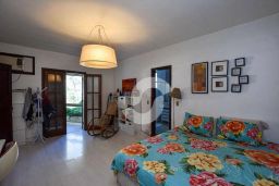 https://img.olx.com.br/thumbs256x256/78/789590884559732.jpg