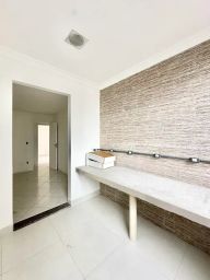 https://img.olx.com.br/thumbs256x256/78/789617434907501.jpg