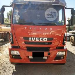 Título do anúncio: Caminhão Iveco Tector 240e25 2011 no baú 