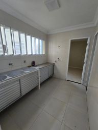 https://img.olx.com.br/thumbs256x256/79/791515529207936.jpg