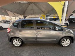 https://img.olx.com.br/thumbs256x256/79/791569163269445.jpg