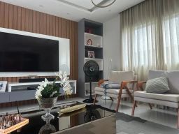 https://img.olx.com.br/thumbs256x256/79/793511527149798.jpg