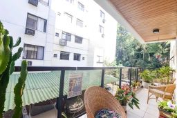 https://img.olx.com.br/thumbs256x256/79/793533402820804.jpg