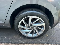 https://img.olx.com.br/thumbs256x256/79/794674554880301.jpg