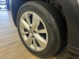 https://img.olx.com.br/thumbs256x256/79/795615578199700.jpg