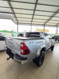 https://img.olx.com.br/thumbs256x256/79/795629180052367.jpg