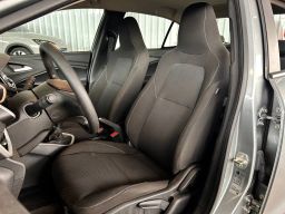 https://img.olx.com.br/thumbs256x256/79/795696196312957.jpg