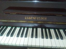 Título do anúncio: Piano Essenfelder Original