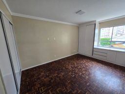 https://img.olx.com.br/thumbs256x256/79/796526520927080.jpg