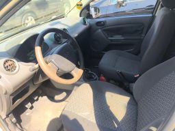https://img.olx.com.br/thumbs256x256/79/796644448121388.jpg