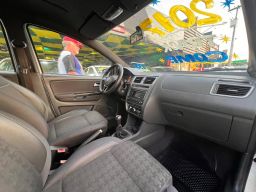 https://img.olx.com.br/thumbs256x256/79/796649682628584.jpg