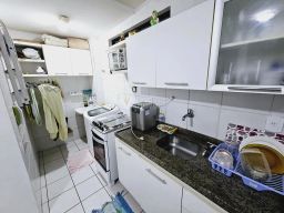 https://img.olx.com.br/thumbs256x256/79/798579404924303.jpg