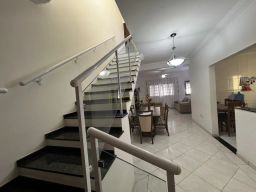 https://img.olx.com.br/thumbs256x256/79/798614301480071.jpg