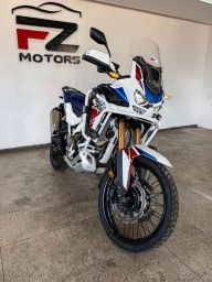 https://img.olx.com.br/thumbs256x256/79/798652783761931.jpg