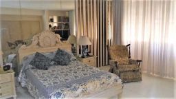 https://img.olx.com.br/thumbs256x256/79/799552749365738.jpg