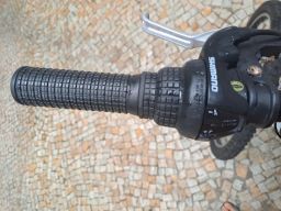 https://img.olx.com.br/thumbs256x256/79/799594013727024.jpg
