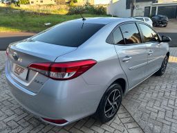 https://img.olx.com.br/thumbs256x256/79/799668521407002.jpg