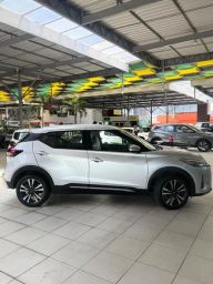 https://img.olx.com.br/thumbs256x256/79/799685203954236.jpg