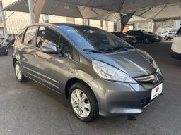 https://img.olx.com.br/thumbs256x256/80/801521285854304.jpg