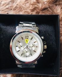 Título do anúncio: Relógio masculino Ferrari 