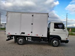 https://img.olx.com.br/thumbs256x256/80/803689645415565.jpg