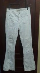 Título do anúncio: Calça jeans branca flair *apenas venda