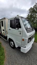 https://img.olx.com.br/thumbs256x256/80/805503721165289.jpg