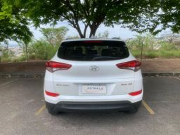 https://img.olx.com.br/thumbs256x256/80/805651444829539.jpg